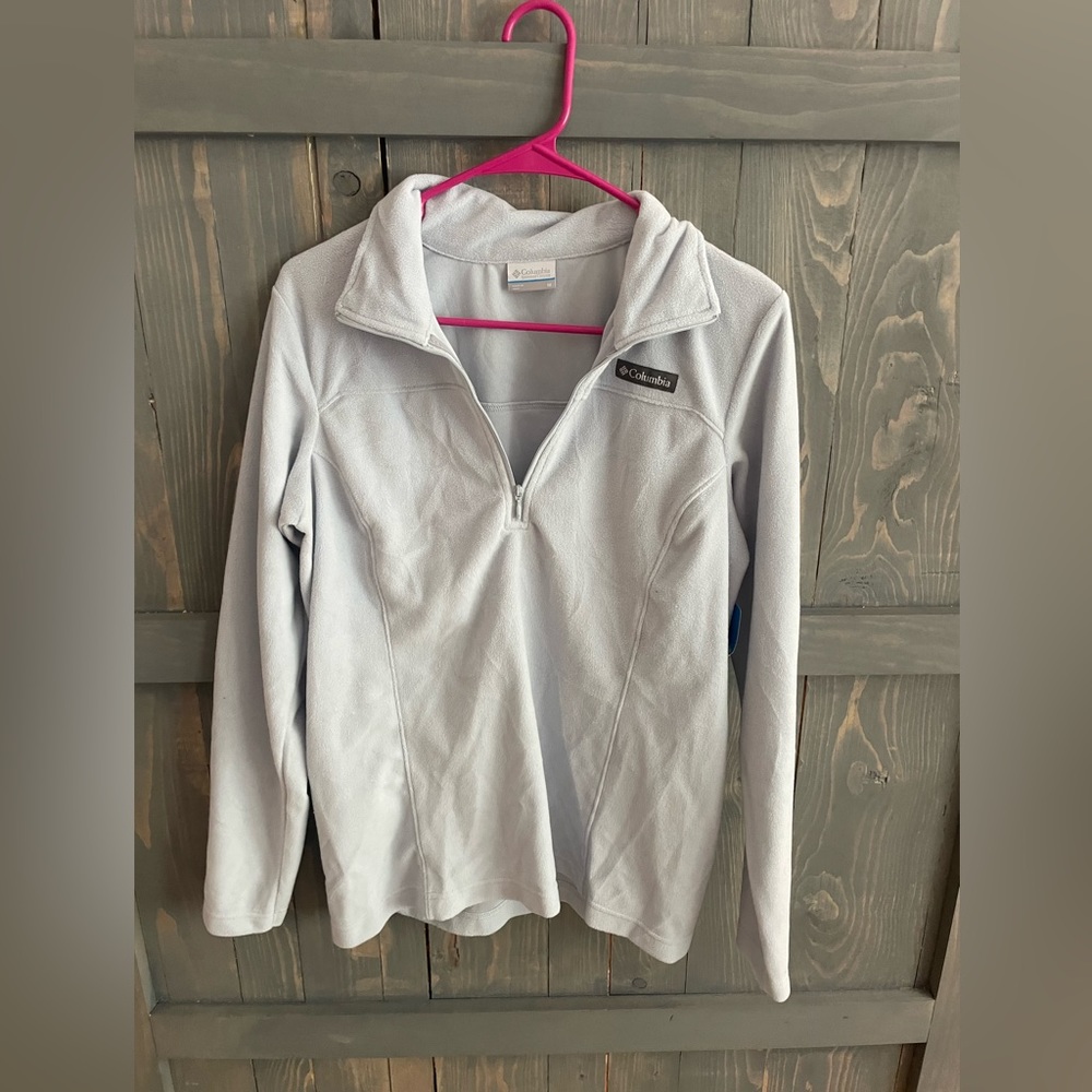 Women’s Columbia pullover